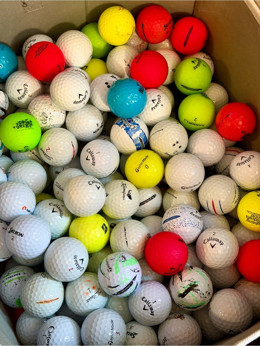 40 Assorted White Golf Balls - Mixed Brands